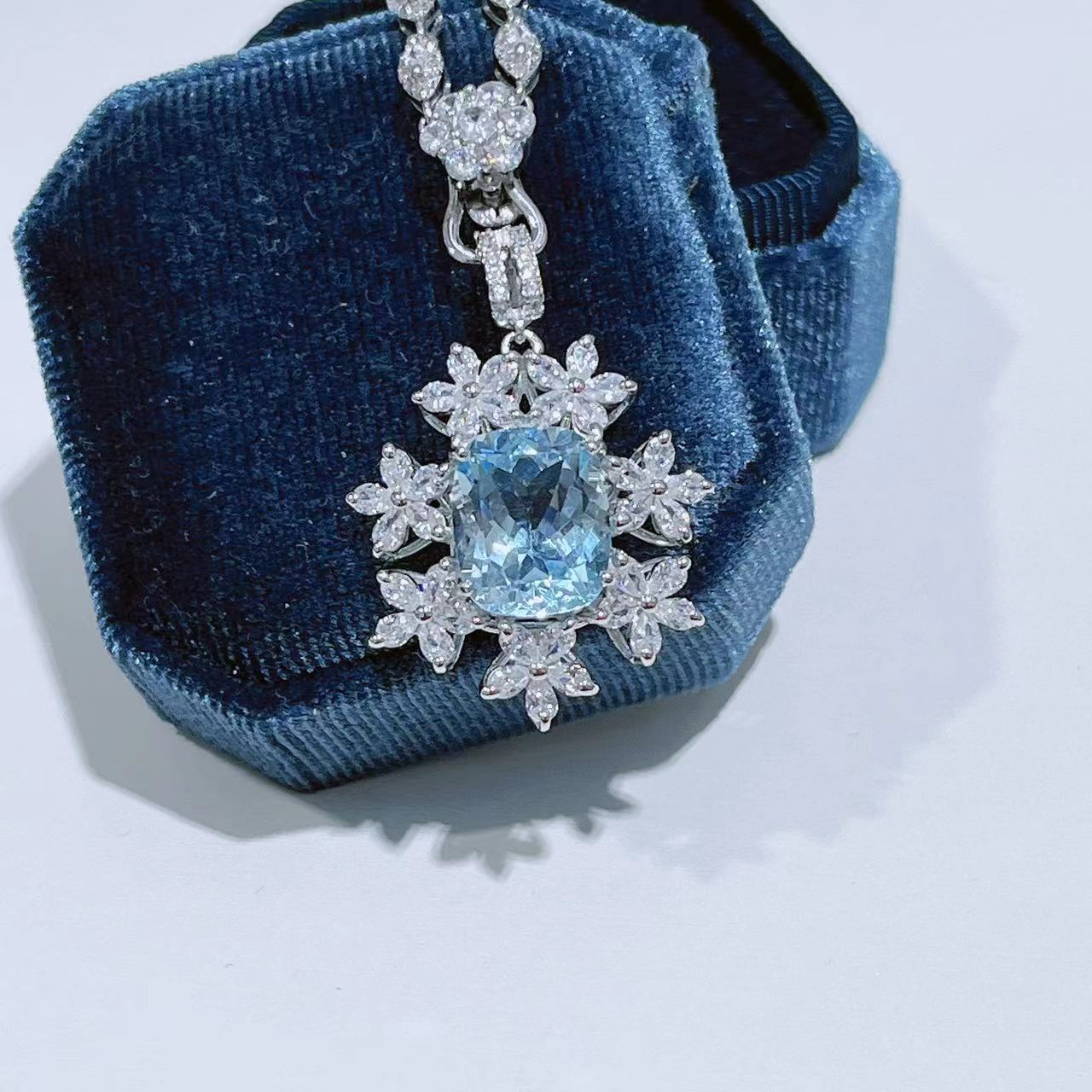 [KESAI]#CB-56 Topaz - Swiss Blue  Pendant