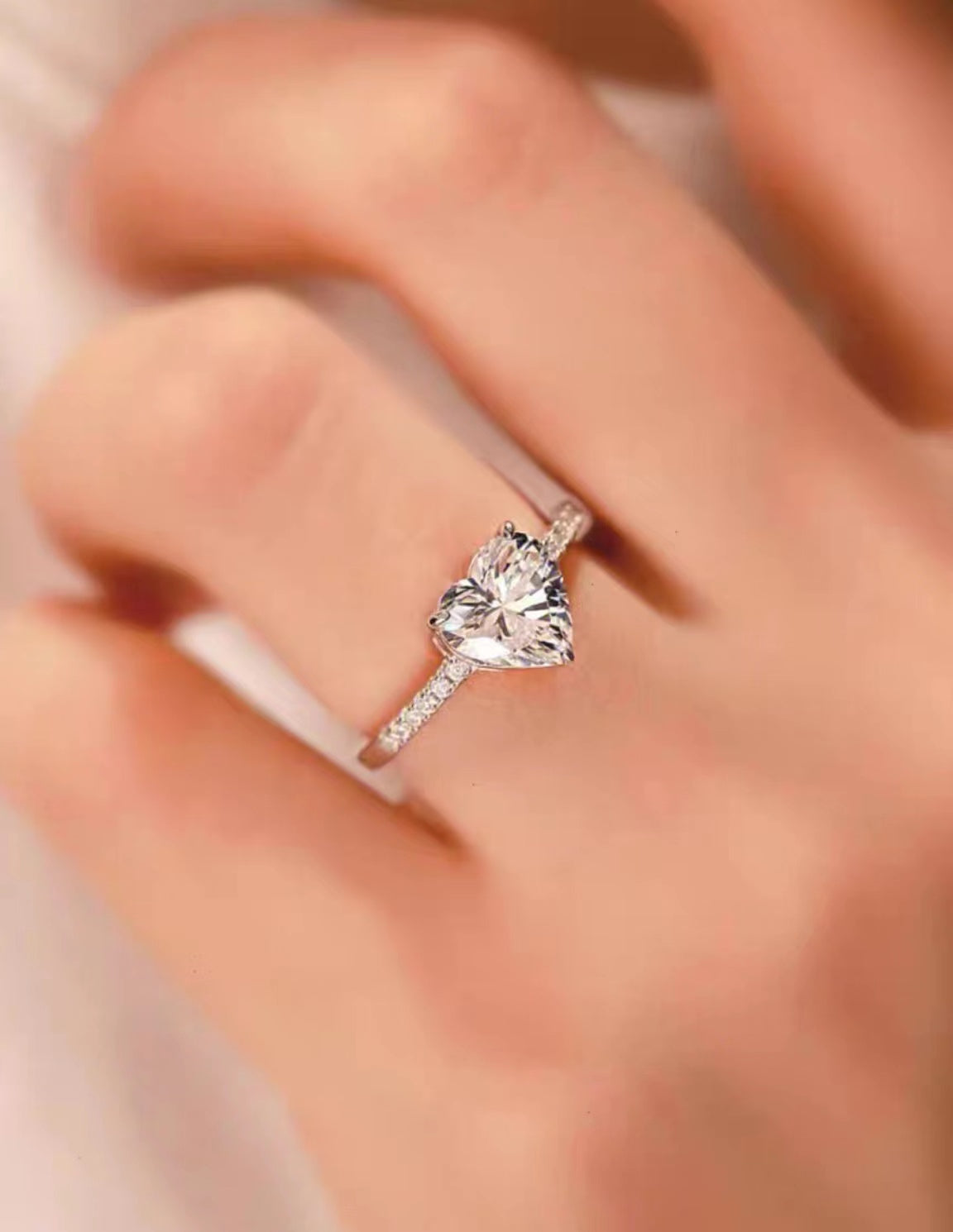 [A13]  All-Star Heart S925 Sterling Silver Ring （Full Moissananite） Wedding Engagement