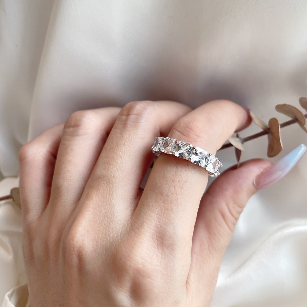 [G79]S925 Sterling Silver Simple oval fashion with ring band