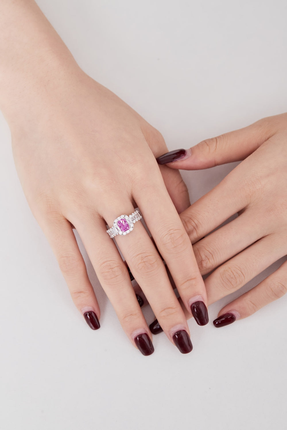[G22]S925 Sterling Silver Aura of Classics Radiant Cut High Carbon Diamond Ring
