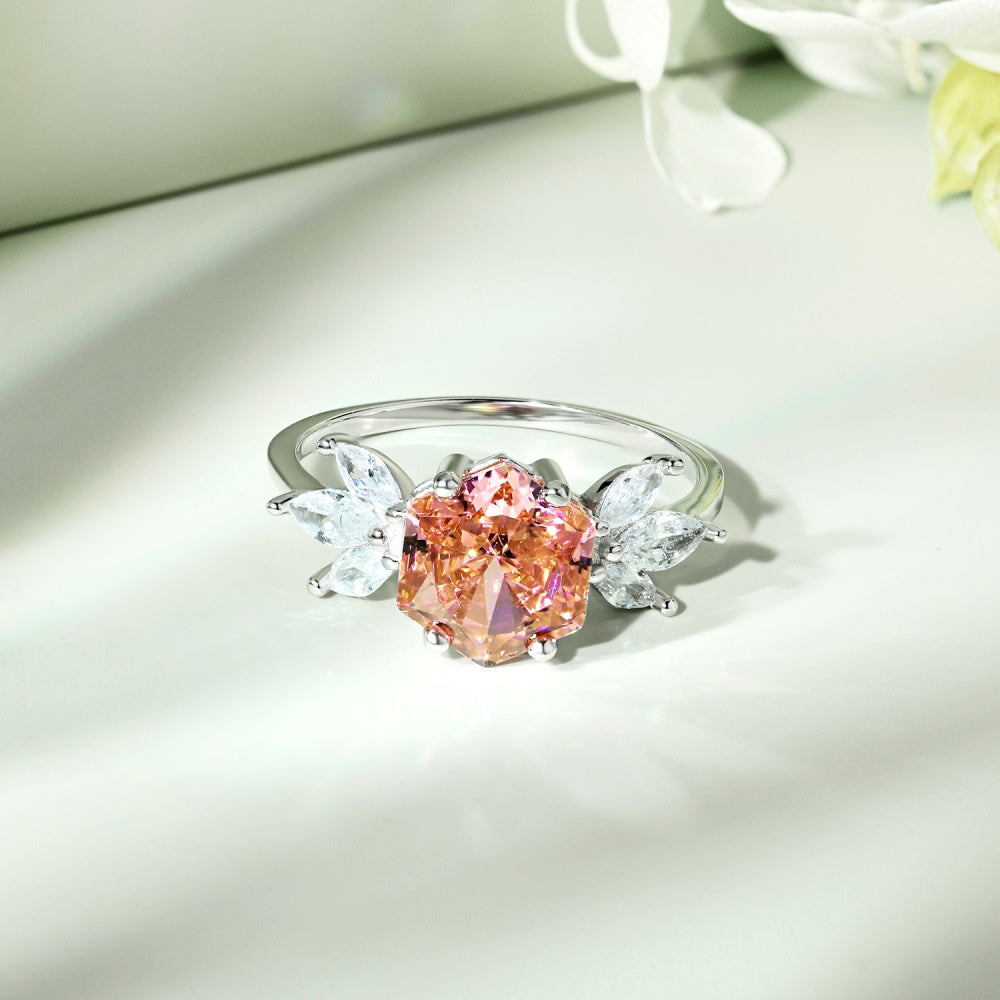 [G35]S925 Sterling Silver Distinctive Hexagonal Ice Cut Fashion Cubic Zirconia Ring