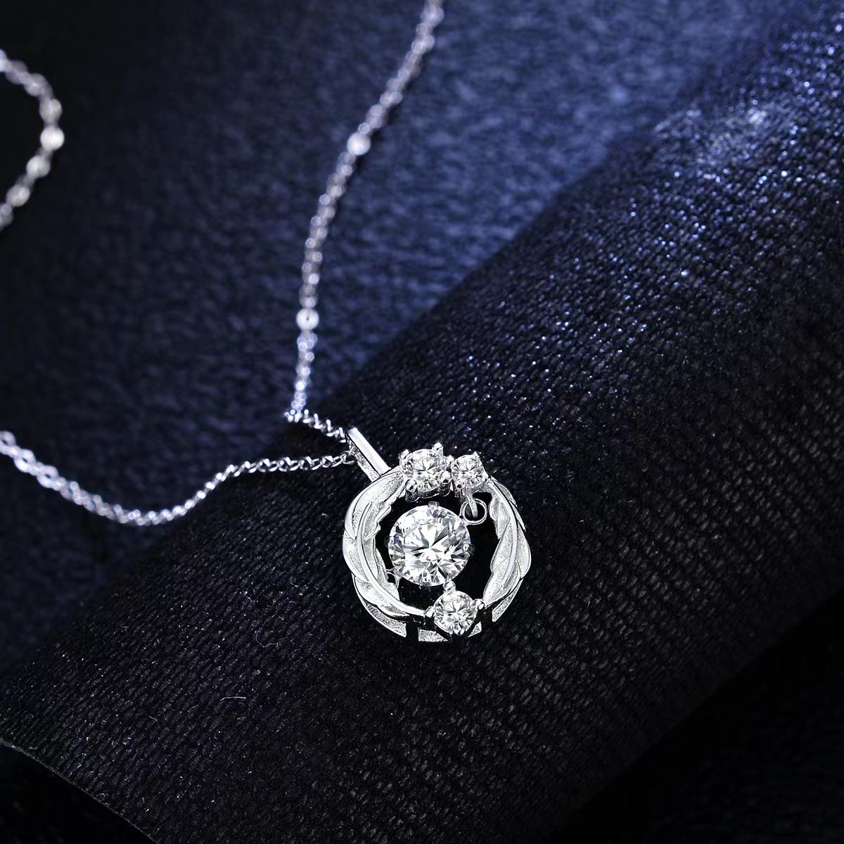 [N06]S925 Sterling Silver 0.5ct Fashion Moissanite Necklace