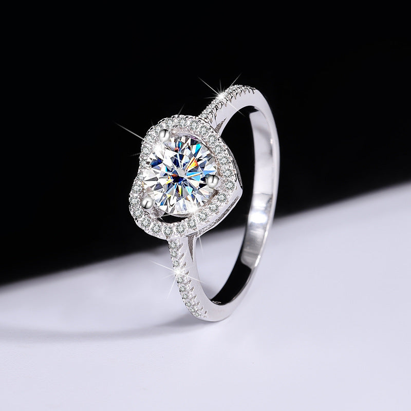 [B032]S925 Sterling Silver Classic Heart Romantic Moissanite Ring