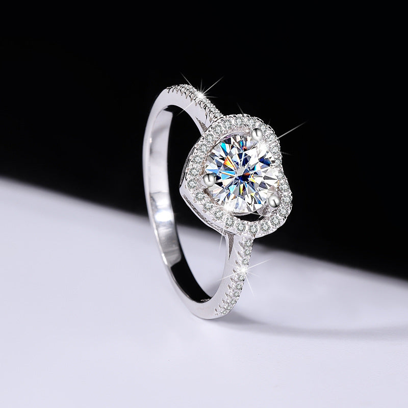 [B032]S925 Sterling Silver Classic Heart Romantic Moissanite Ring