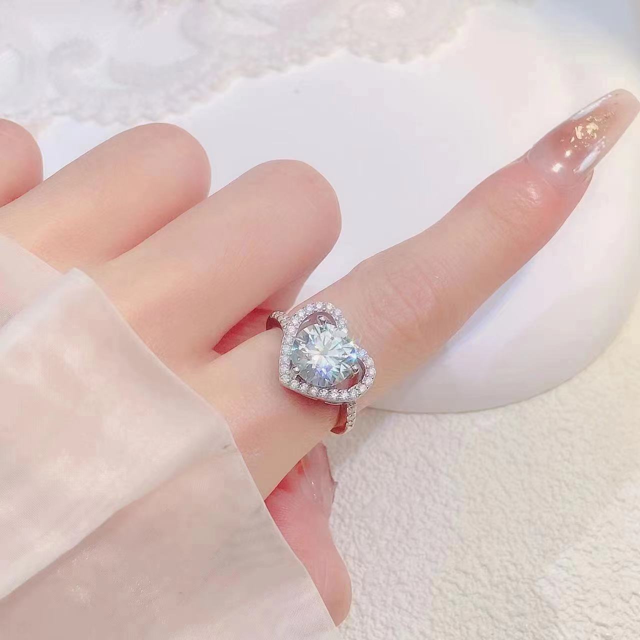 [A11]-Heart to Heart S925 Sterling Silver Ring（Full Moissanite） Engagement